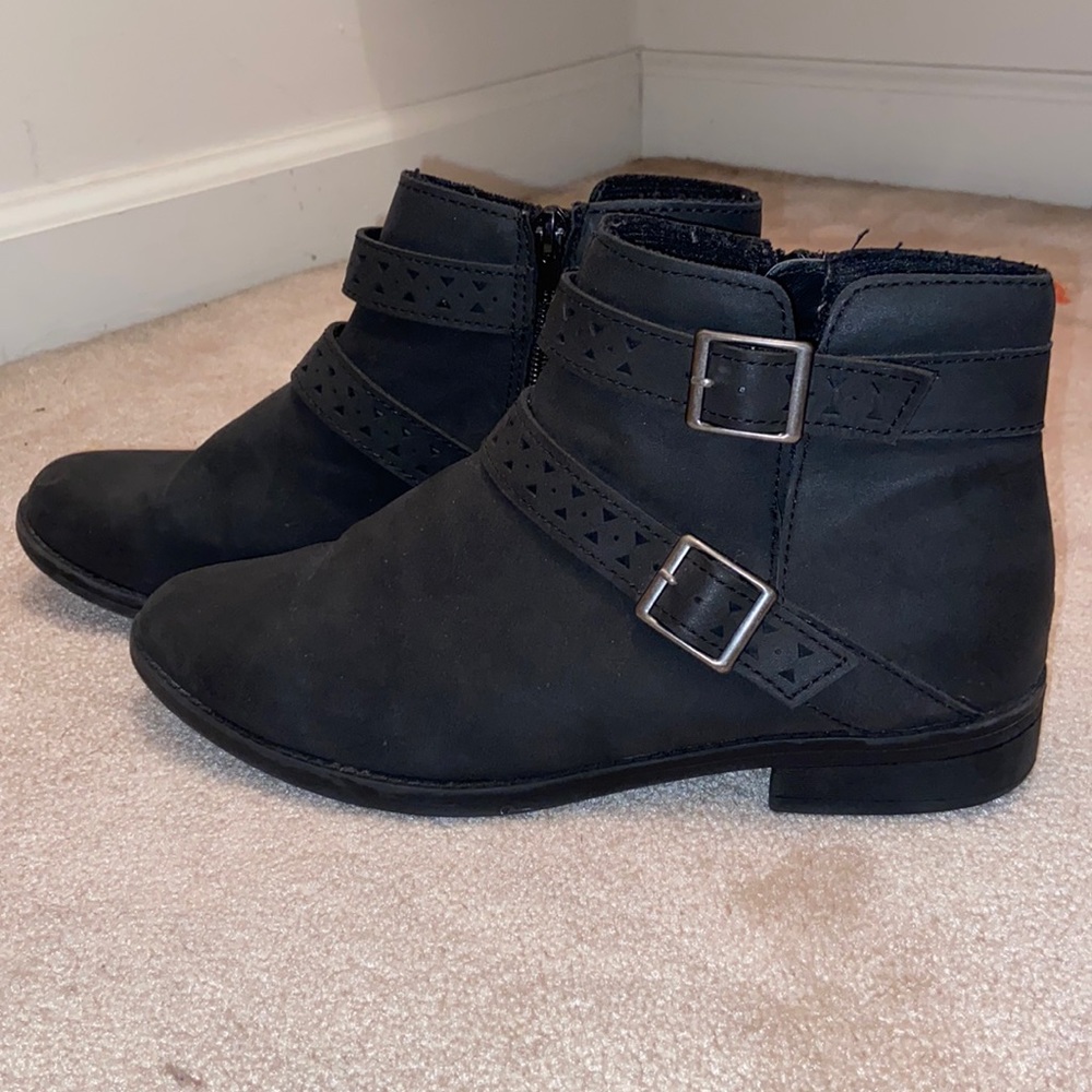 Black American Eagle booties
